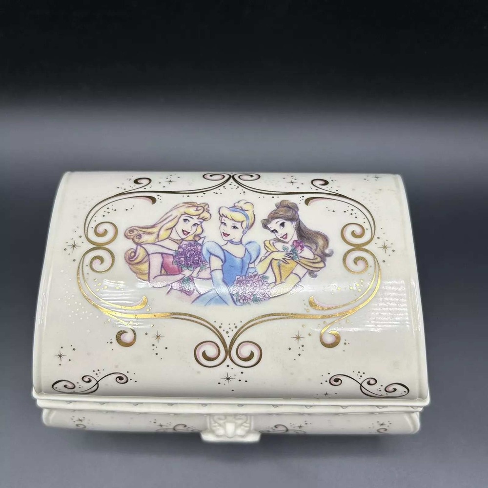 Lenox Disney Princess Collectors Limited Edition Jewelry Box, Elegant & Timeless - Picture 2 of 7